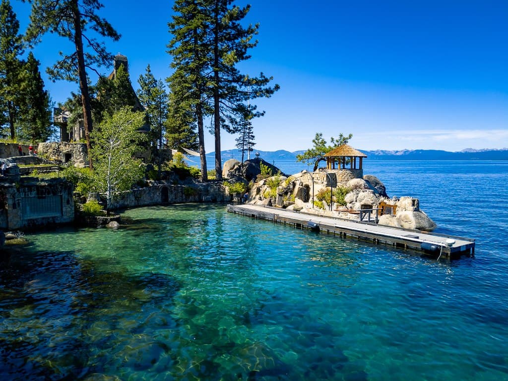 Thunderbird Lodge